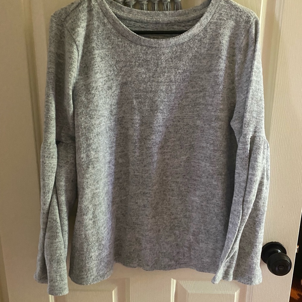 A.n.a Grey Bell Sleeved Sweater